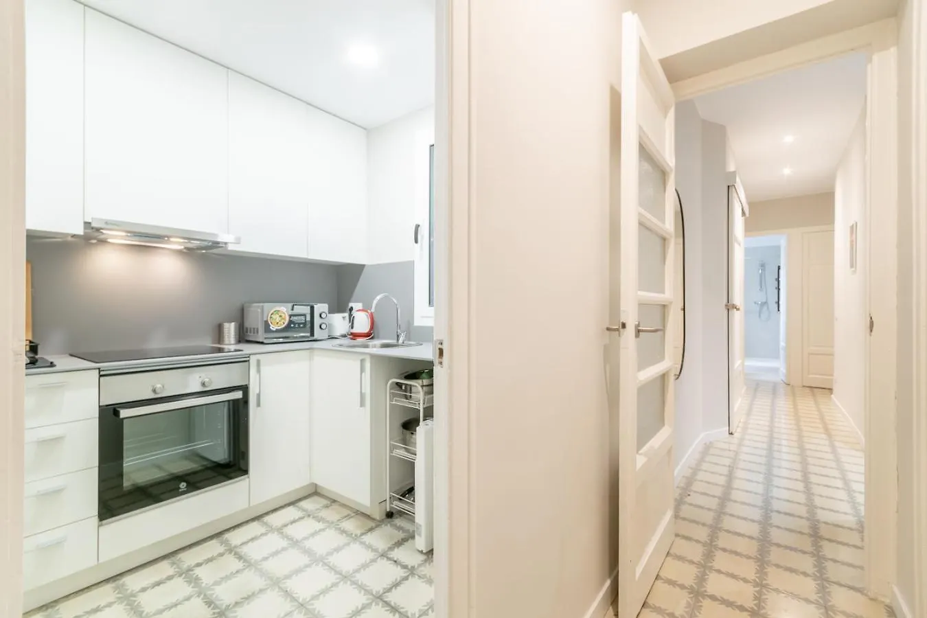 Amat Private Rooms Near Plaza Universitat Barcelona